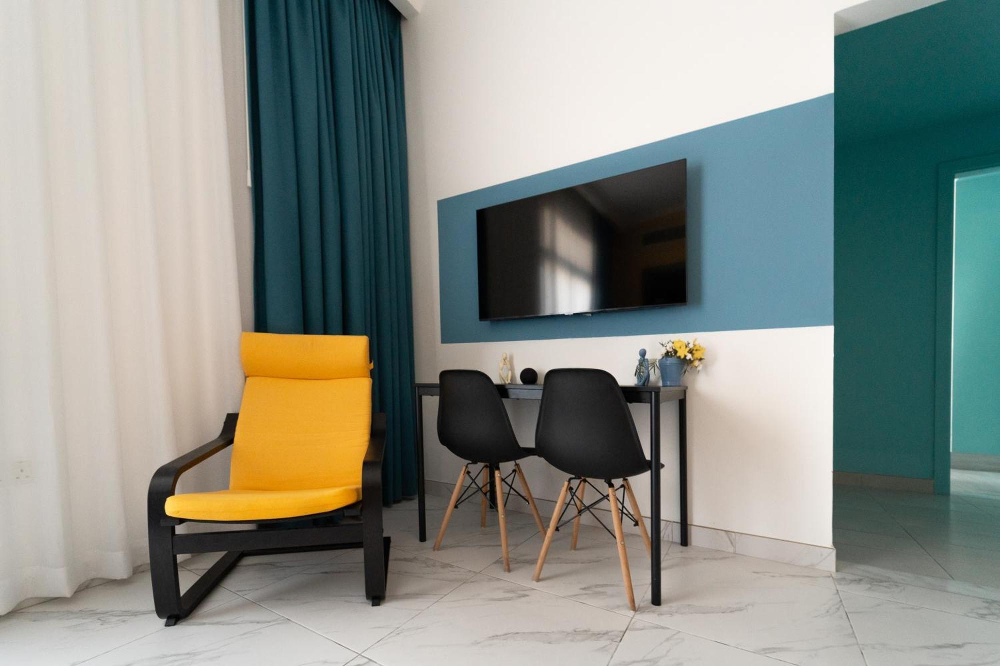 Aparthotel Izzzi Life Mint Dubaj Exteriér fotografie